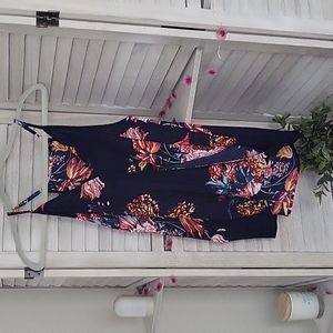 Women's blouse, size medium